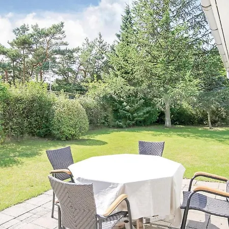 Two Bedroom Holiday In Dom wakacyjny